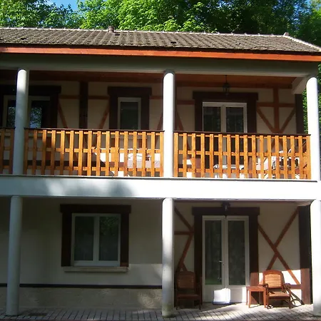 Bed & Breakfast Chambres D'hotes Sawan 2*