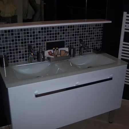 Bed & Breakfast Chambres D'hotes Sawan Jâlons
