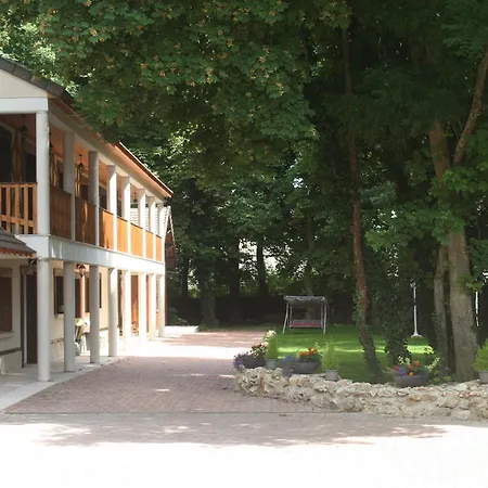 Bed & Breakfast Chambres D'hotes Sawan 2*